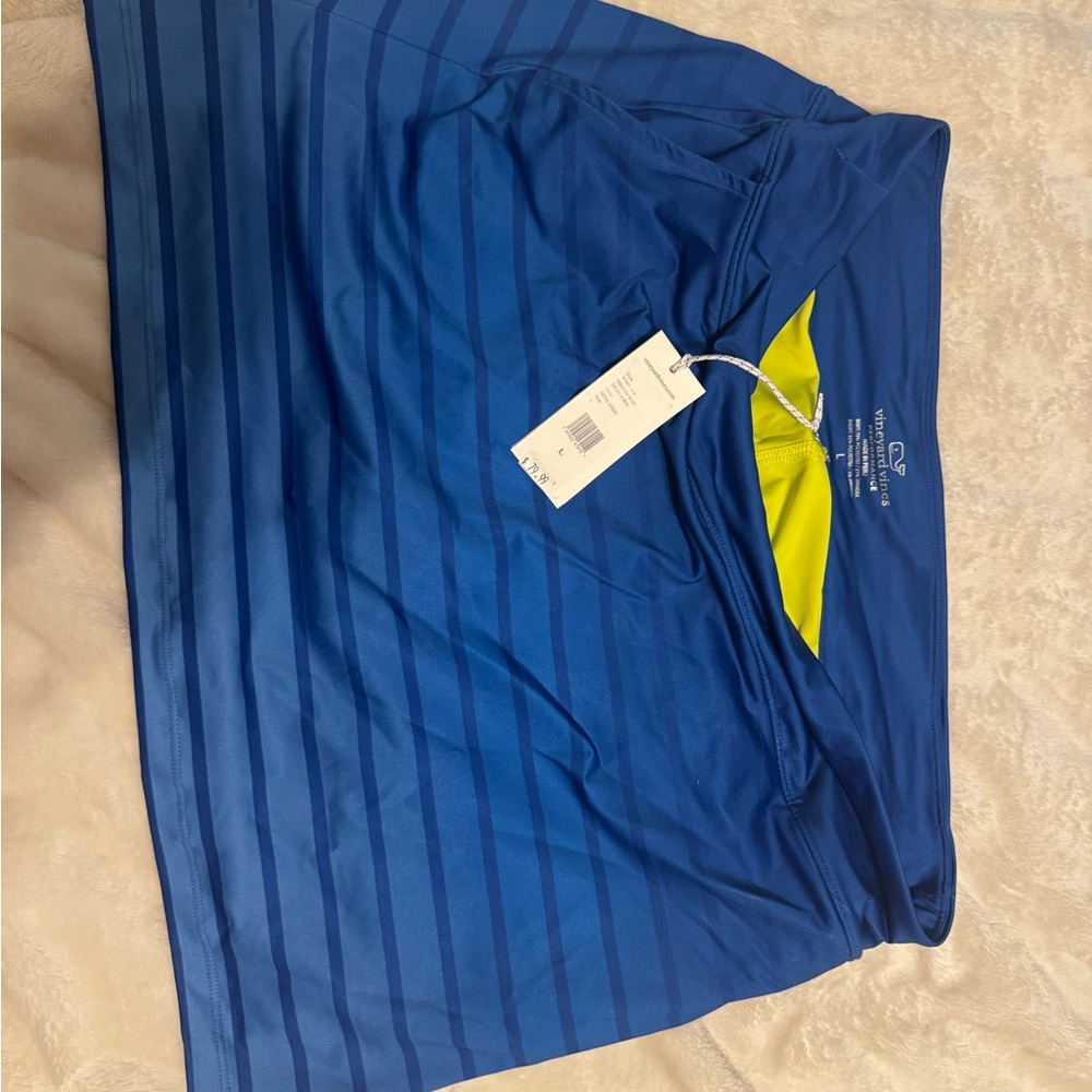 NWT - Vineyard Vines Blue and Yellow Performance Skirt